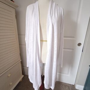 White lightweight wrap/cardi Bobeau 3X